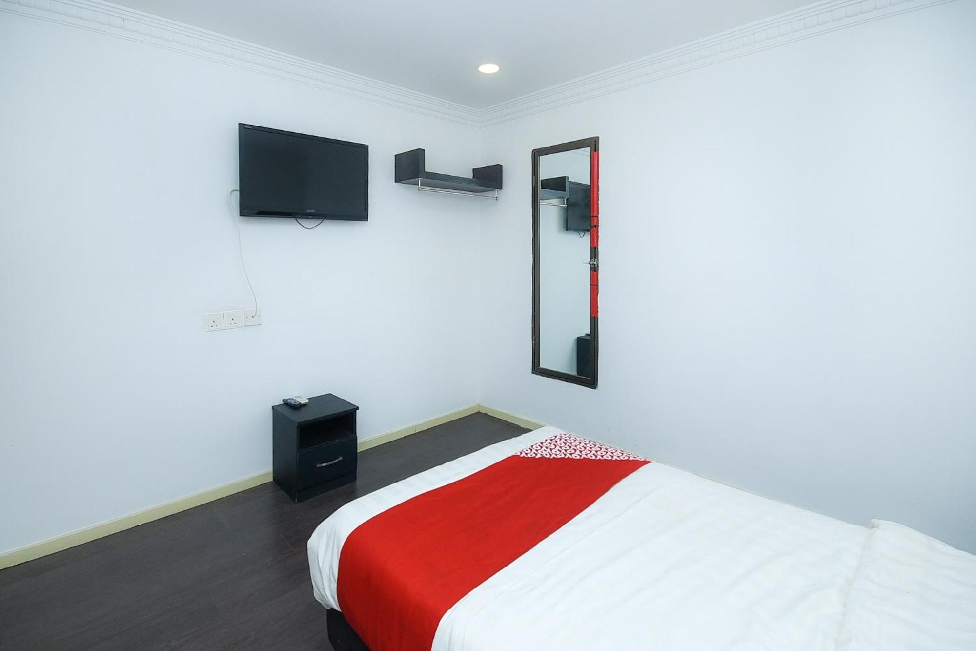 Oyo 90820 River Inn Miri Eksteriør billede