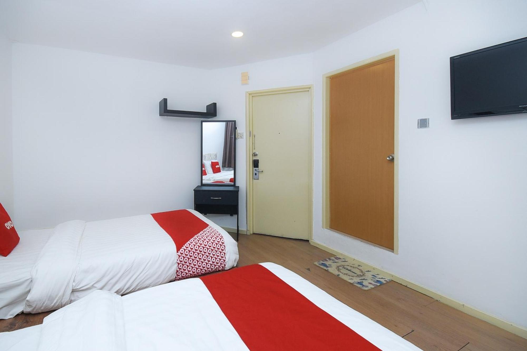 Oyo 90820 River Inn Miri Eksteriør billede