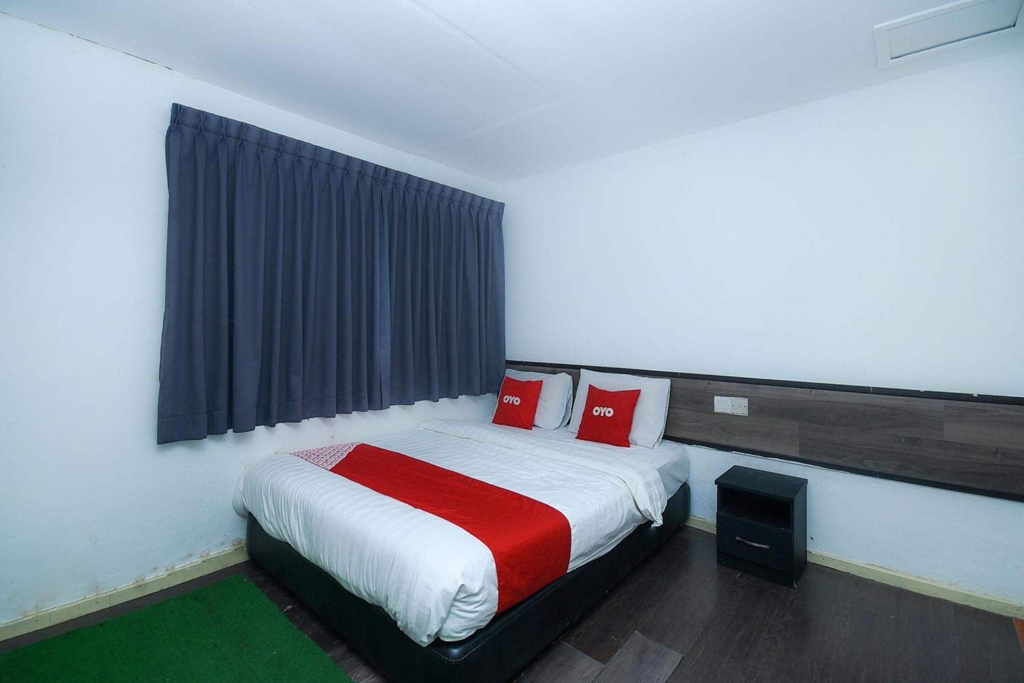 Oyo 90820 River Inn Miri Eksteriør billede