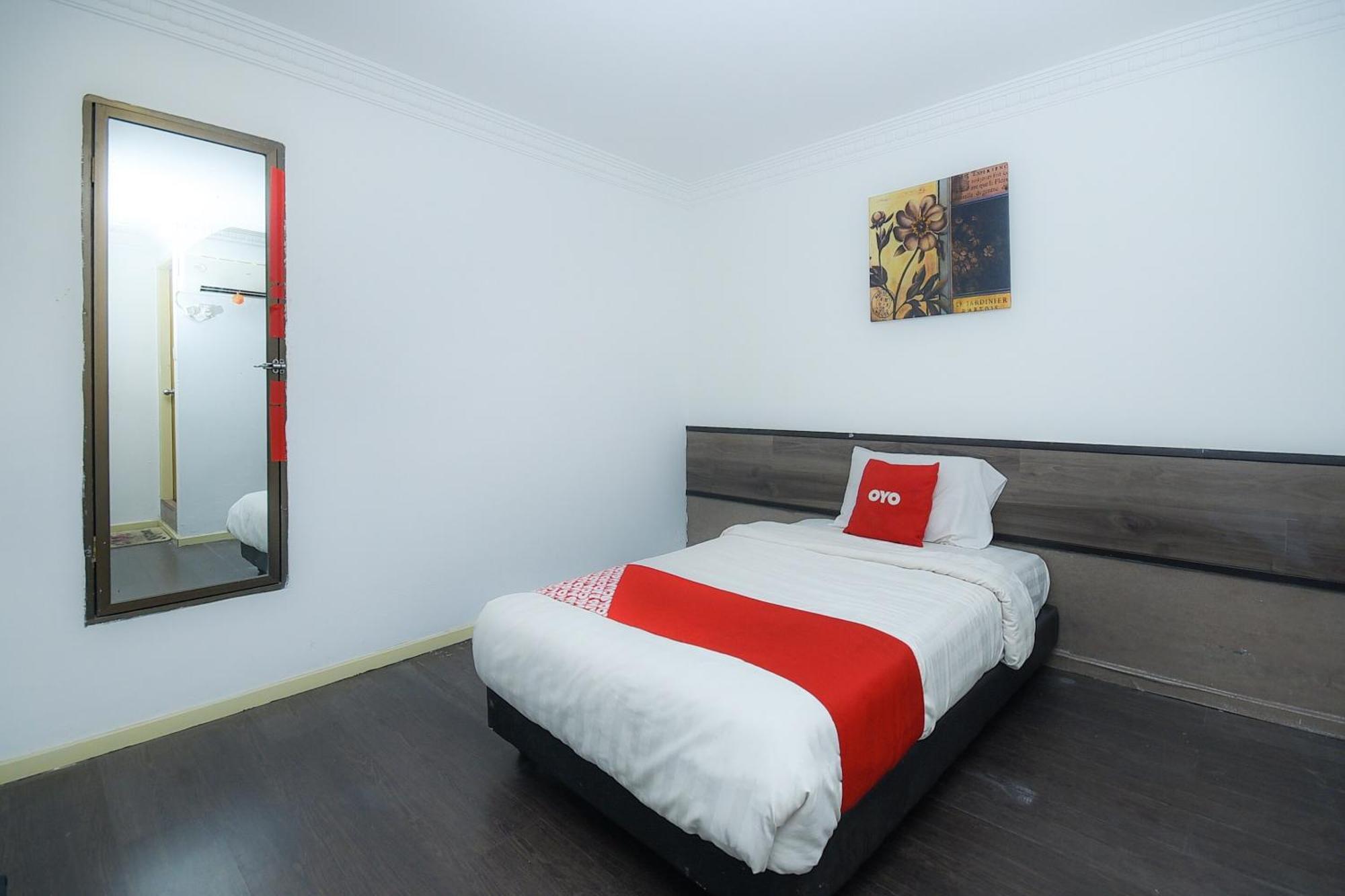 Oyo 90820 River Inn Miri Eksteriør billede