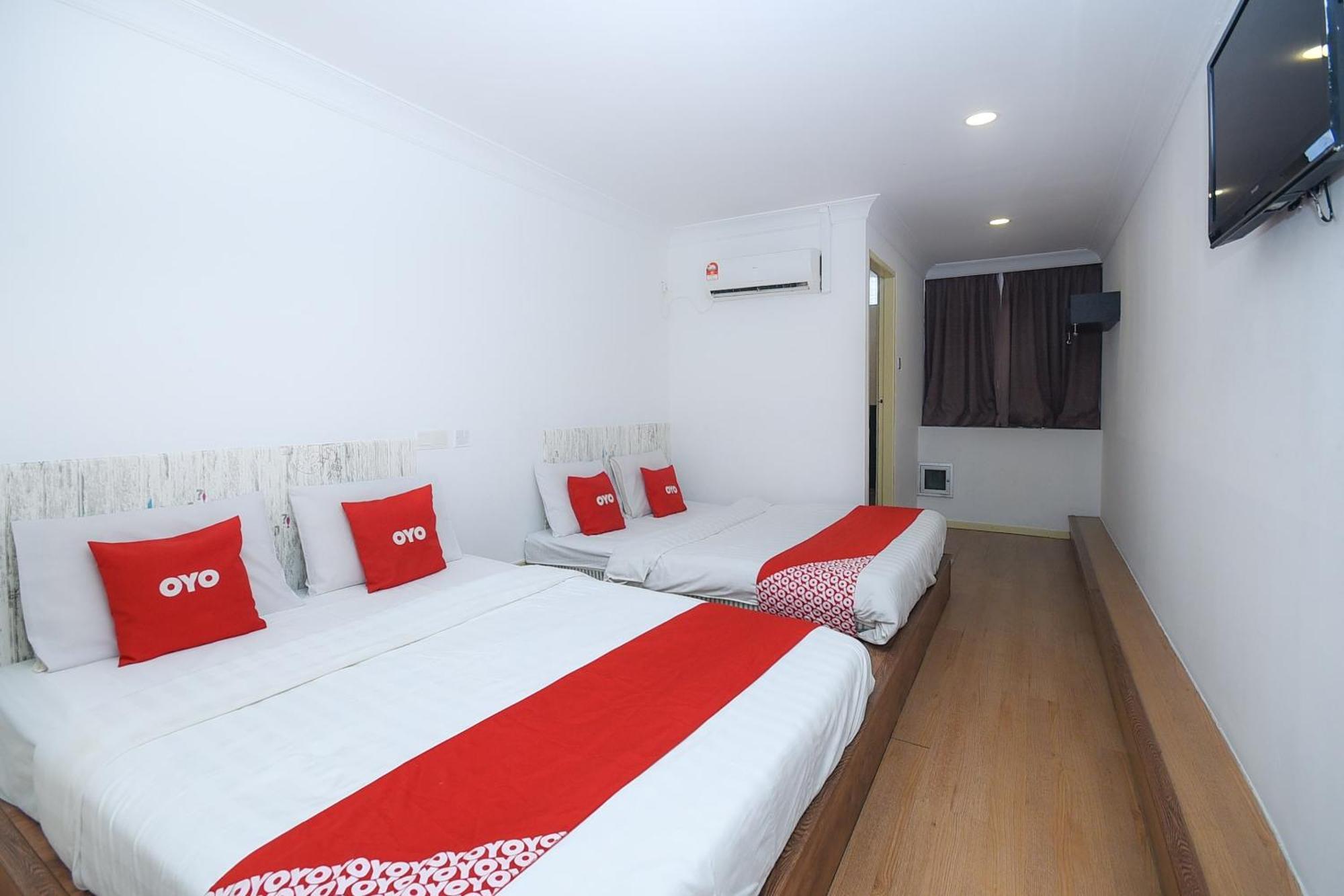Oyo 90820 River Inn Miri Eksteriør billede