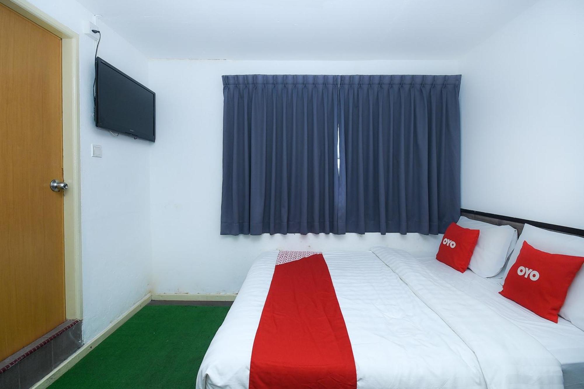 Oyo 90820 River Inn Miri Eksteriør billede