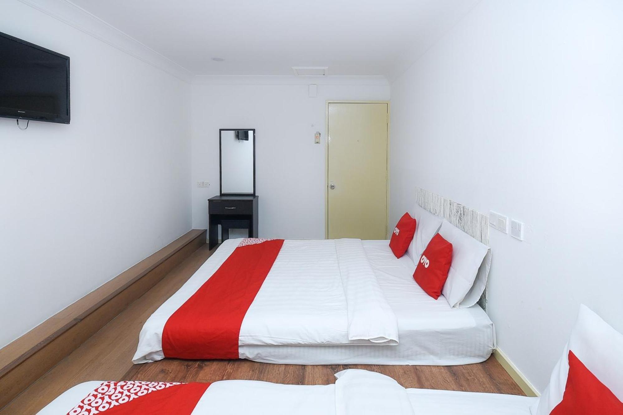 Oyo 90820 River Inn Miri Eksteriør billede