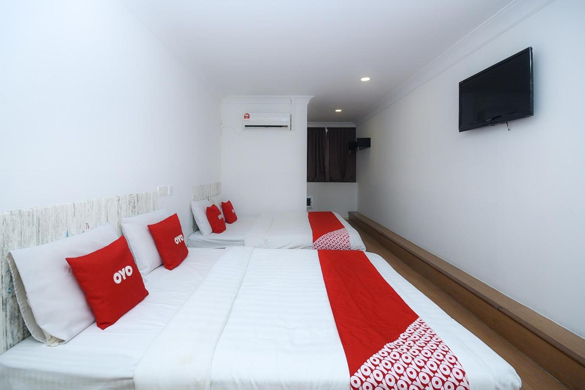 Oyo 90820 River Inn Miri Eksteriør billede