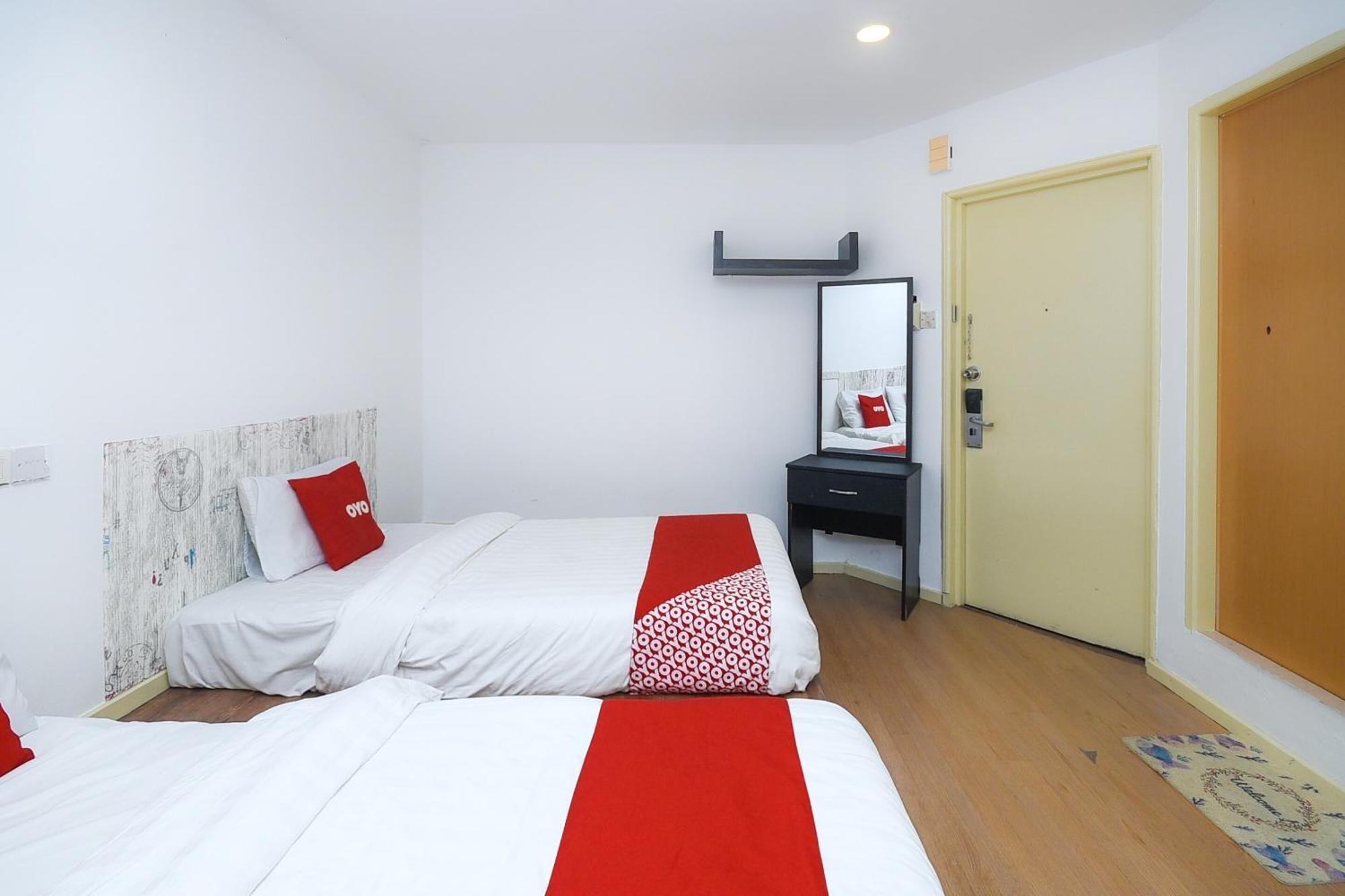 Oyo 90820 River Inn Miri Eksteriør billede